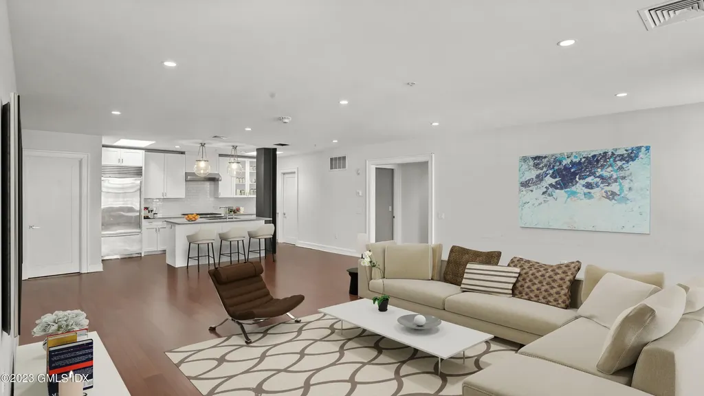 409 Greenwich Avenue Greenwich CT 06830