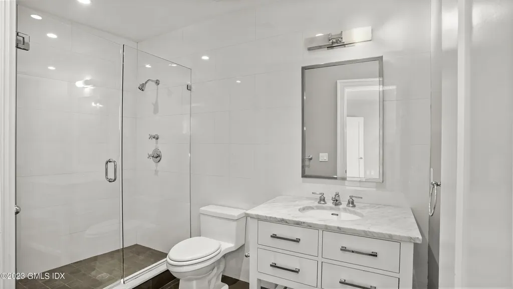 409 Greenwich Avenue Greenwich CT 06830