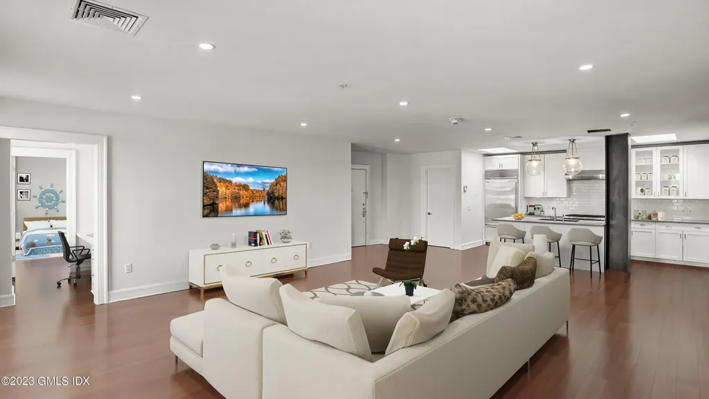 409 Greenwich Avenue Greenwich CT 06830