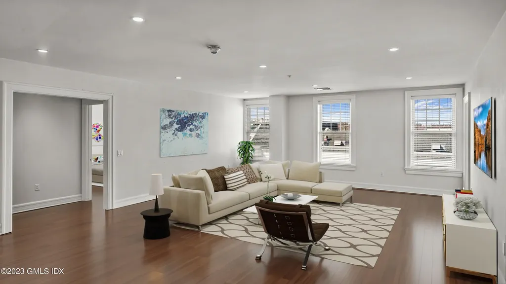 409 Greenwich Avenue Greenwich CT 06830