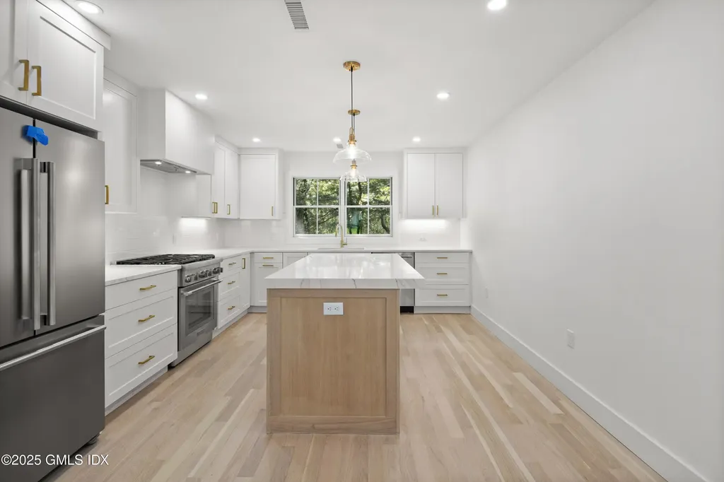 26 Homestead Lane Greenwich CT 06831