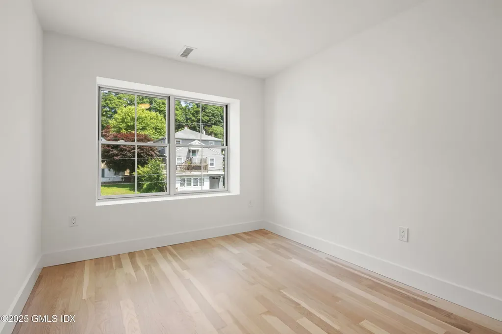 26 Homestead Lane Greenwich CT 06831