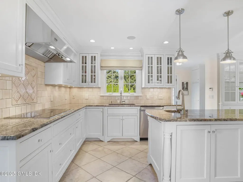 226 Alberta Street Fairfield CT 06825