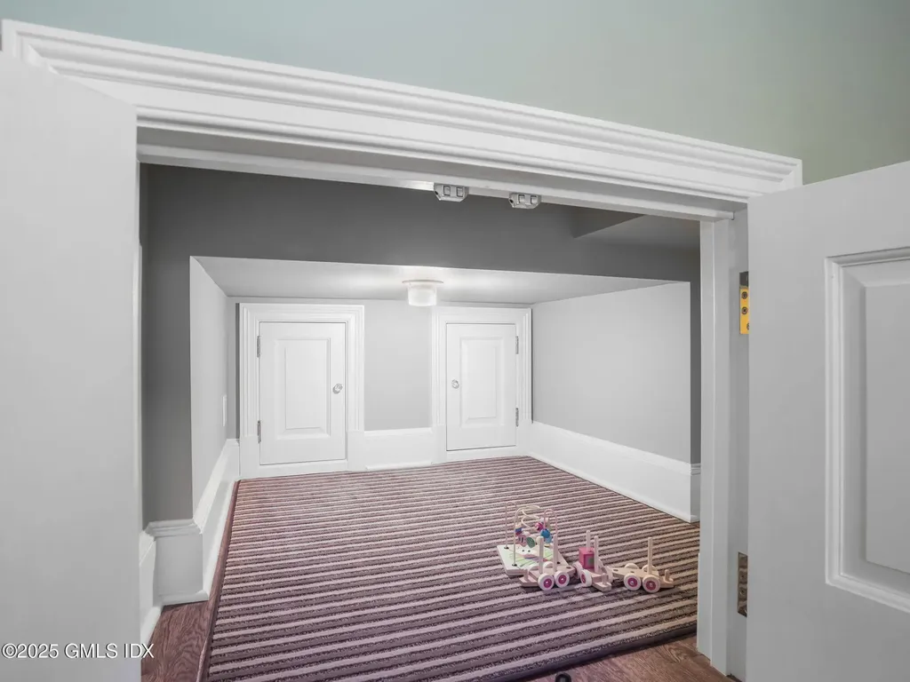 226 Alberta Street Fairfield CT 06825