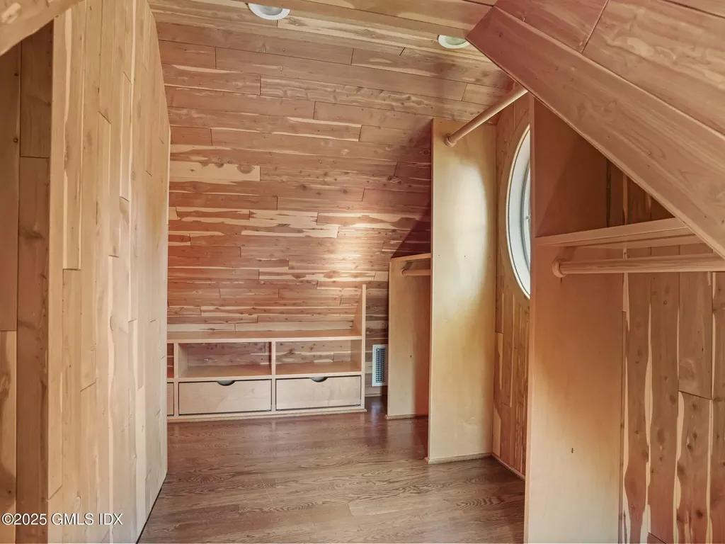 226 Alberta Street Fairfield CT 06825