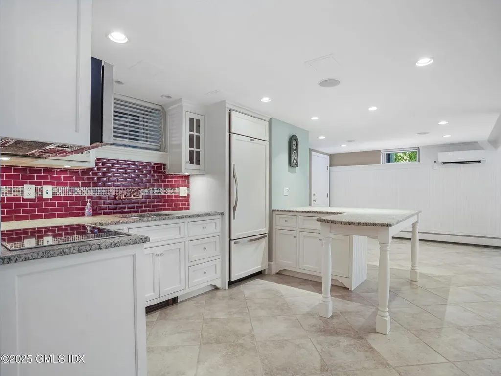 226 Alberta Street Fairfield CT 06825