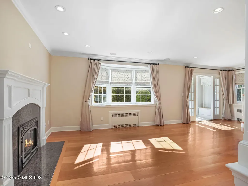 226 Alberta Street Fairfield CT 06825