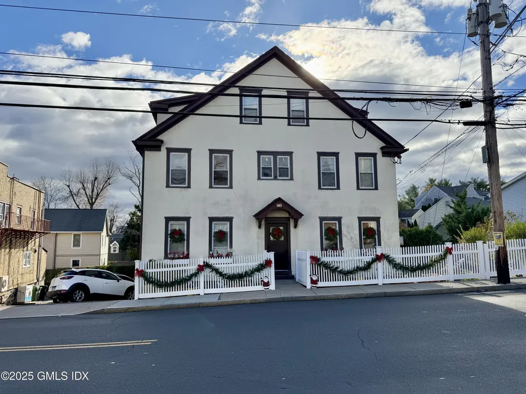 74 Hamilton Avenue Greenwich CT 06830