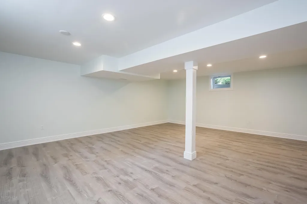 395 Taconic Road Greenwich CT 06831