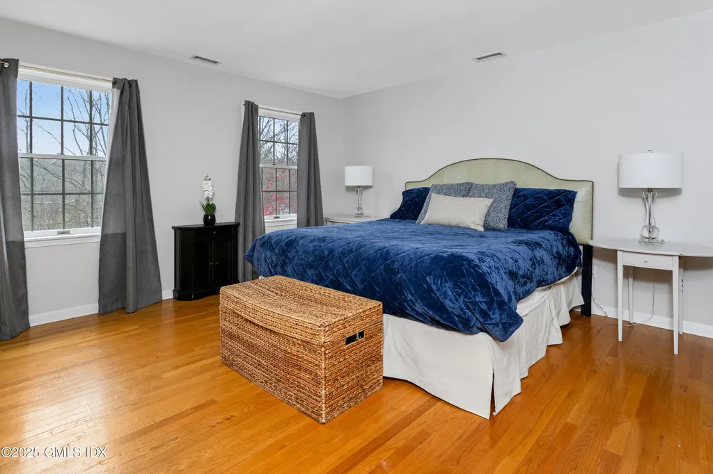 105 N Stamford Road Stamford CT 06903