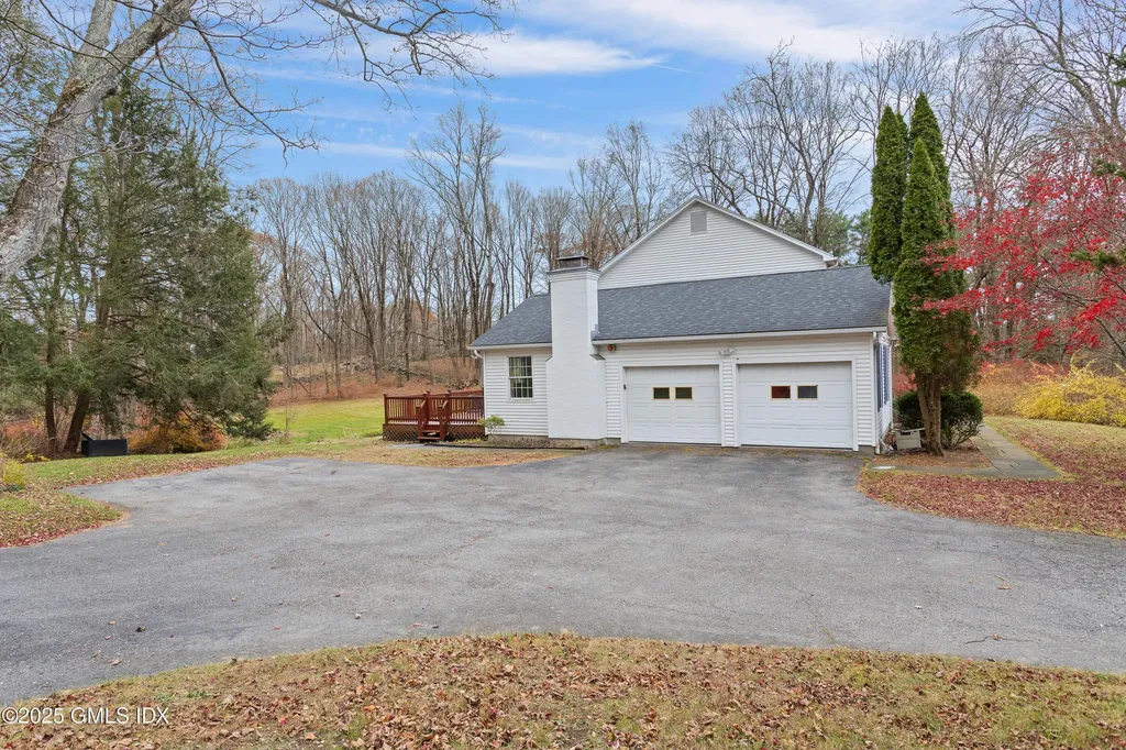 105 N Stamford Road Stamford CT 06903