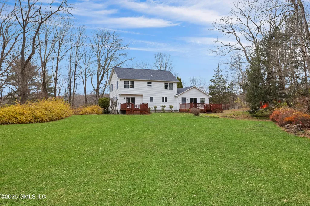 105 N Stamford Road Stamford CT 06903