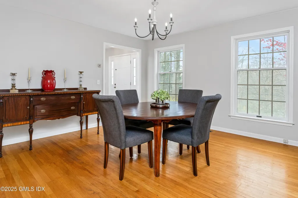 105 N Stamford Road Stamford CT 06903