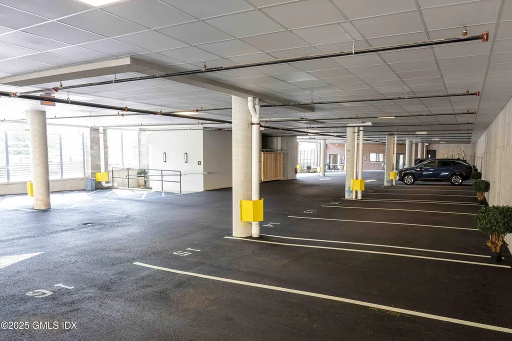 100 E Putnam Avenue Cos Cob CT 06807