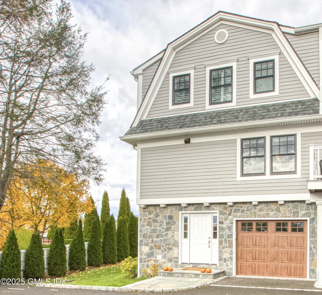 24 Harold Street Cos Cob CT 06807