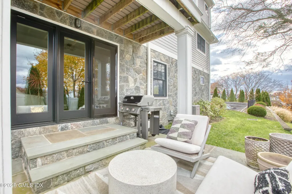 24 Harold Street Cos Cob CT 06807