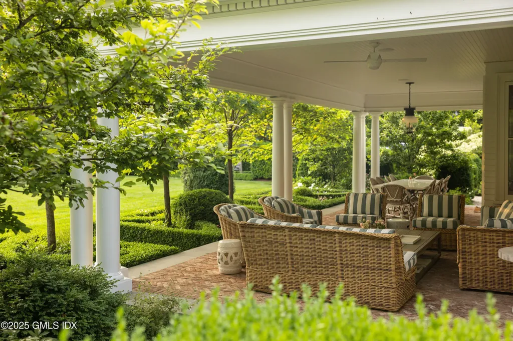 276 Otter Rock Drive Greenwich CT 06830