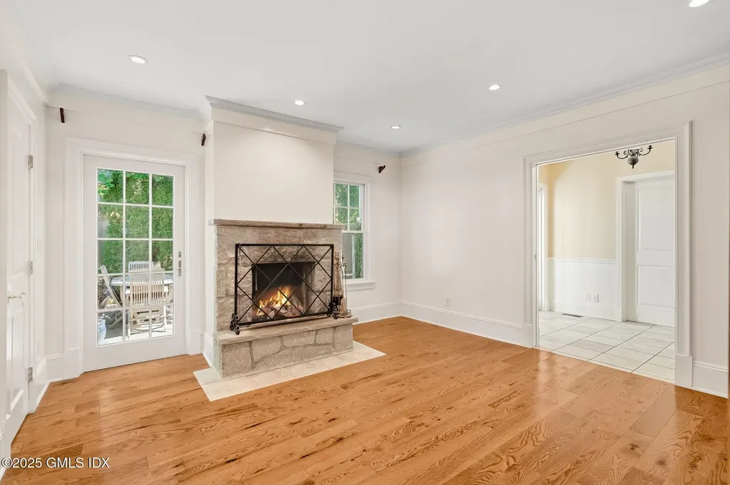 73 Mead Avenue Greenwich CT 06830