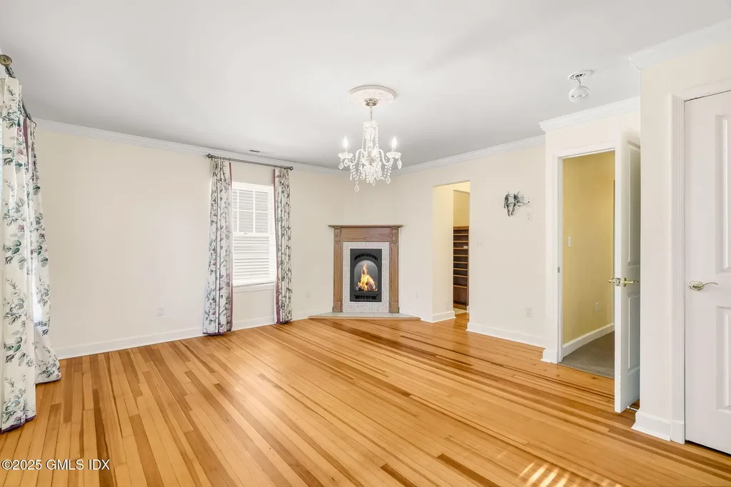 73 Mead Avenue Greenwich CT 06830