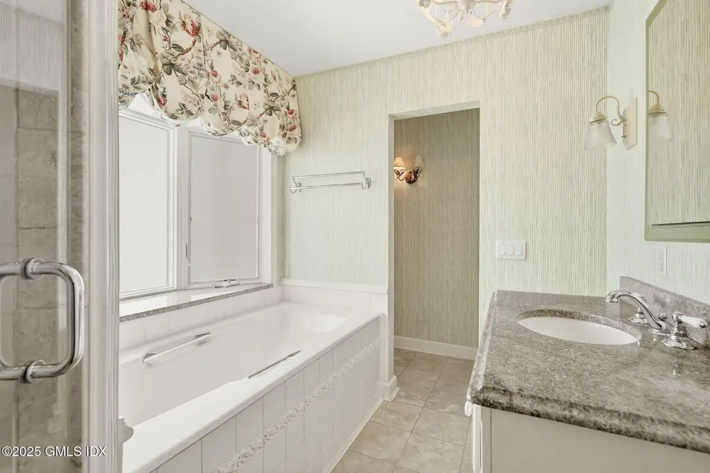 73 Mead Avenue Greenwich CT 06830