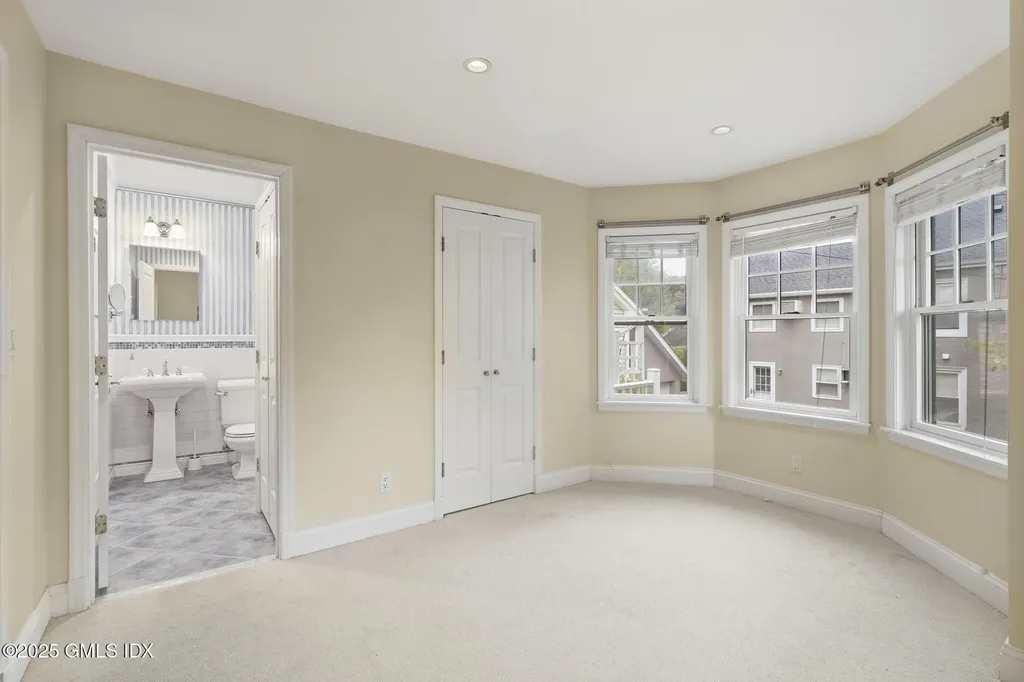 73 Mead Avenue Greenwich CT 06830