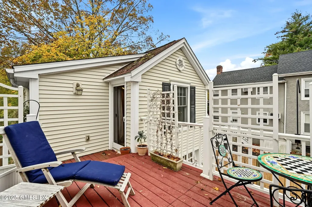 73 Mead Avenue Greenwich CT 06830