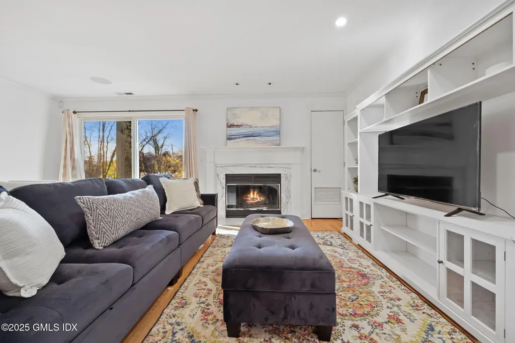 333 Palmer Hill Road Riverside CT 06878