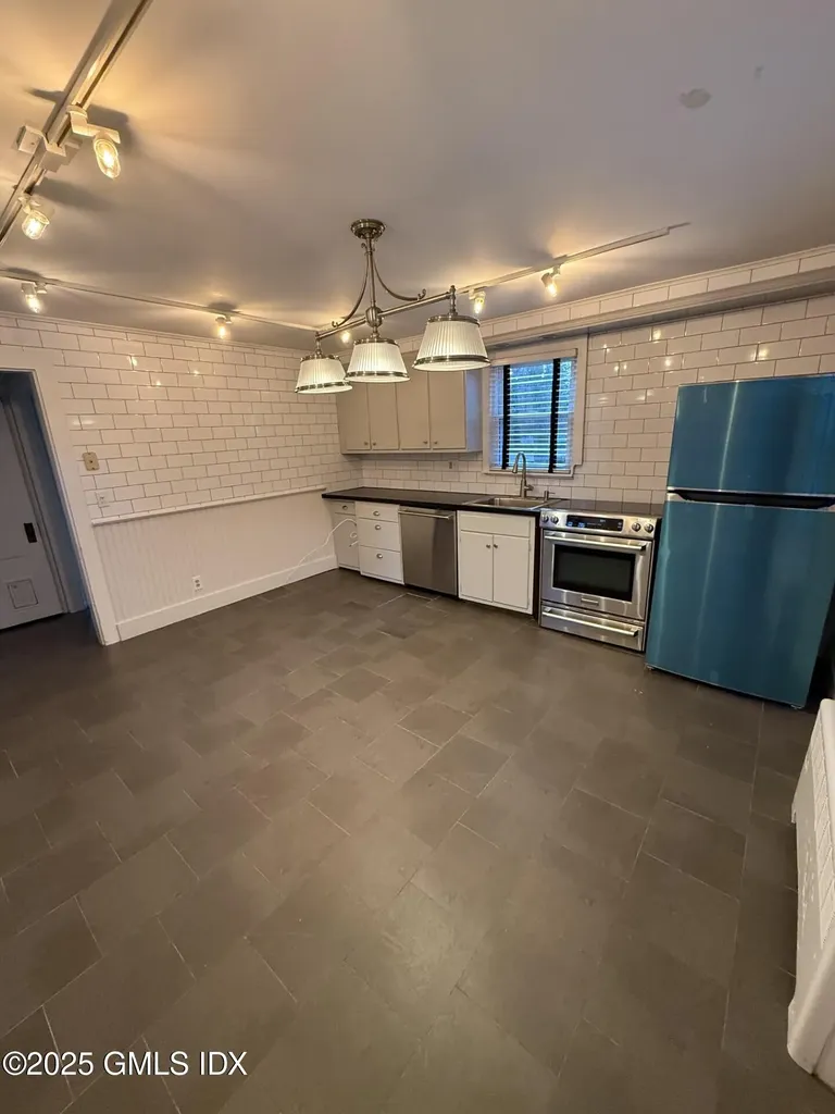 33 Parsonage Road Greenwich CT 06830