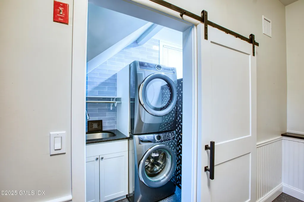 66 Ute Place Greenwich CT 06830