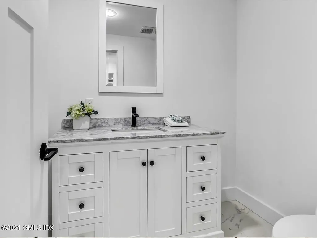 23 Meeting House Road Greenwich CT 06831