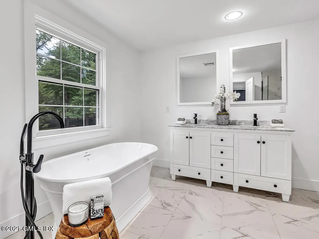 23 Meeting House Road Greenwich CT 06831