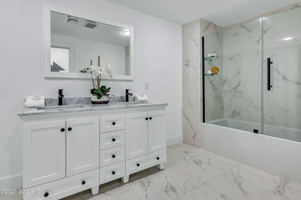 23 Meeting House Road Greenwich CT 06831