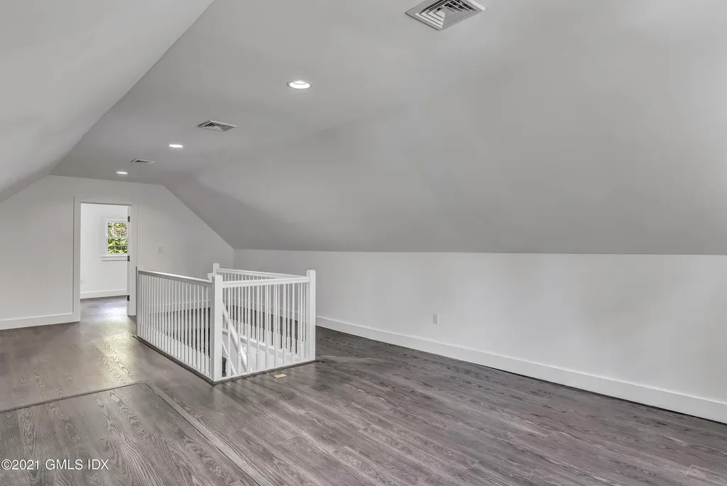 23 Meeting House Road Greenwich CT 06831