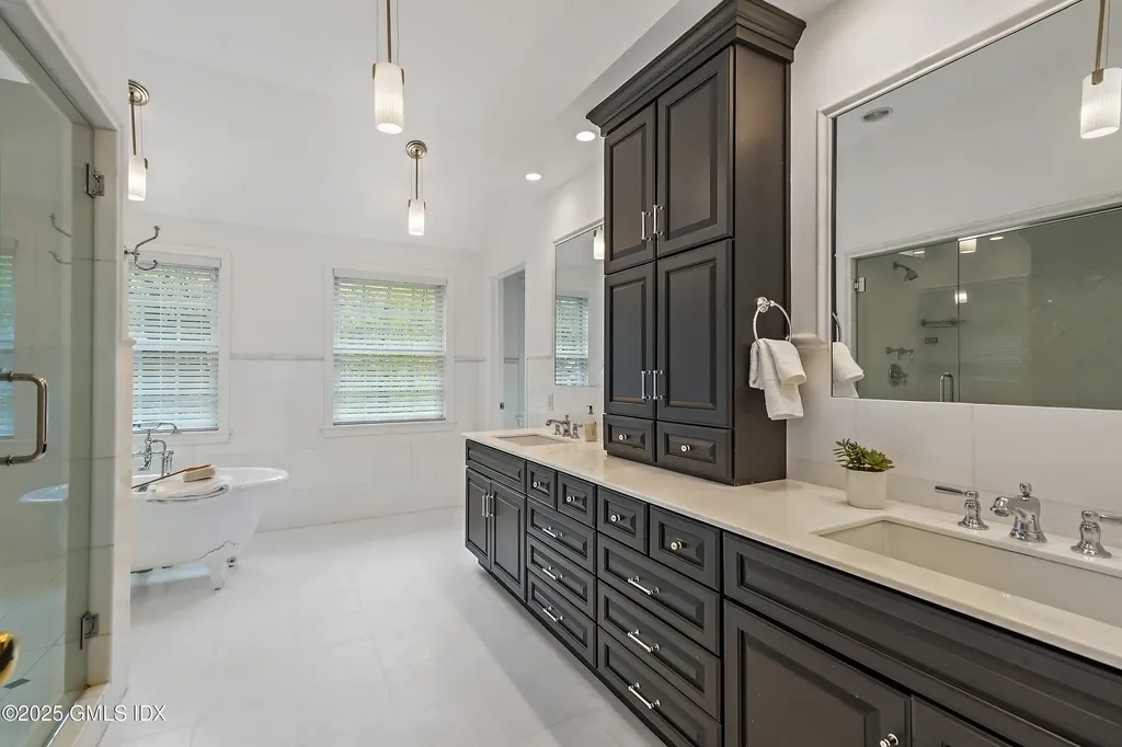 17 Will Merry Lane Greenwich CT 06831