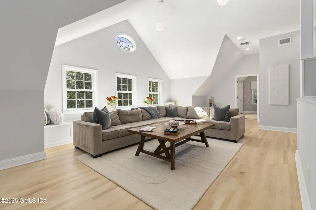 17 Will Merry Lane Greenwich CT 06831