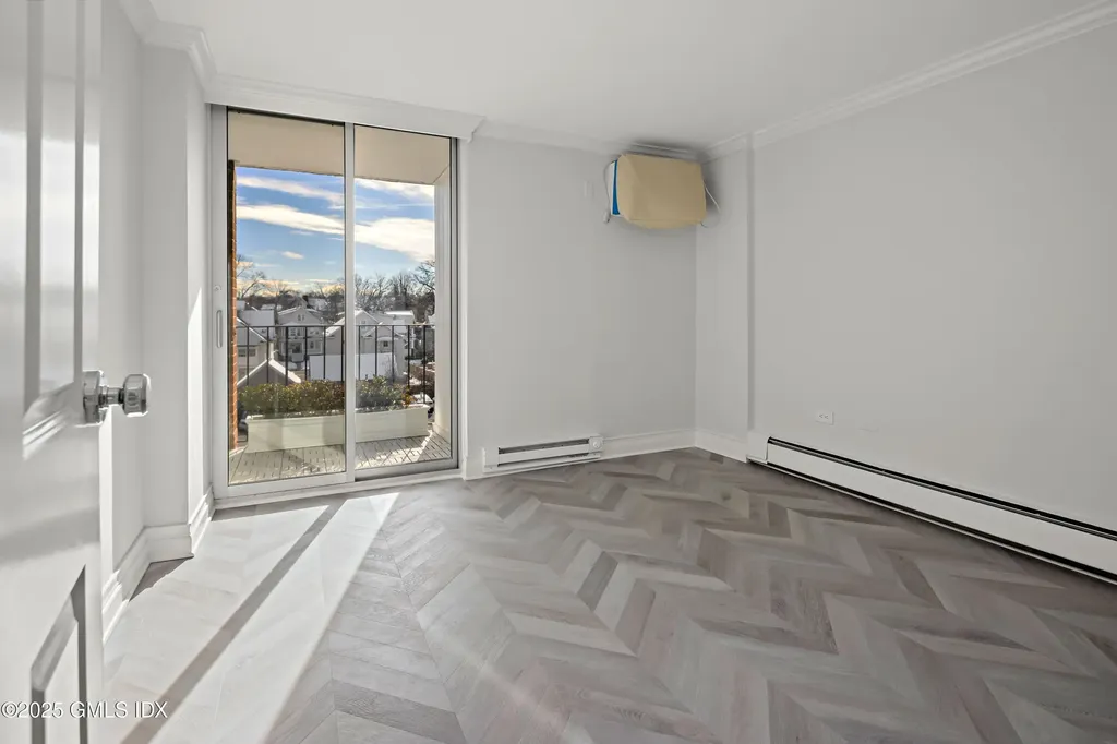 87 Glenbrook Road Stamford CT 06902