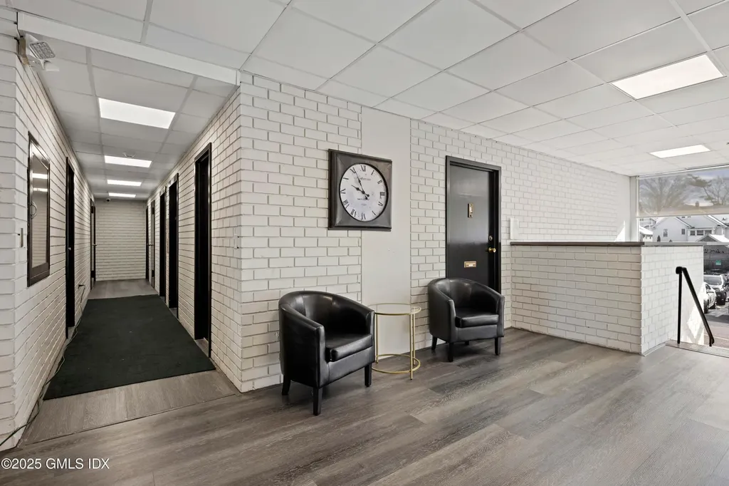 87 Glenbrook Road Stamford CT 06902