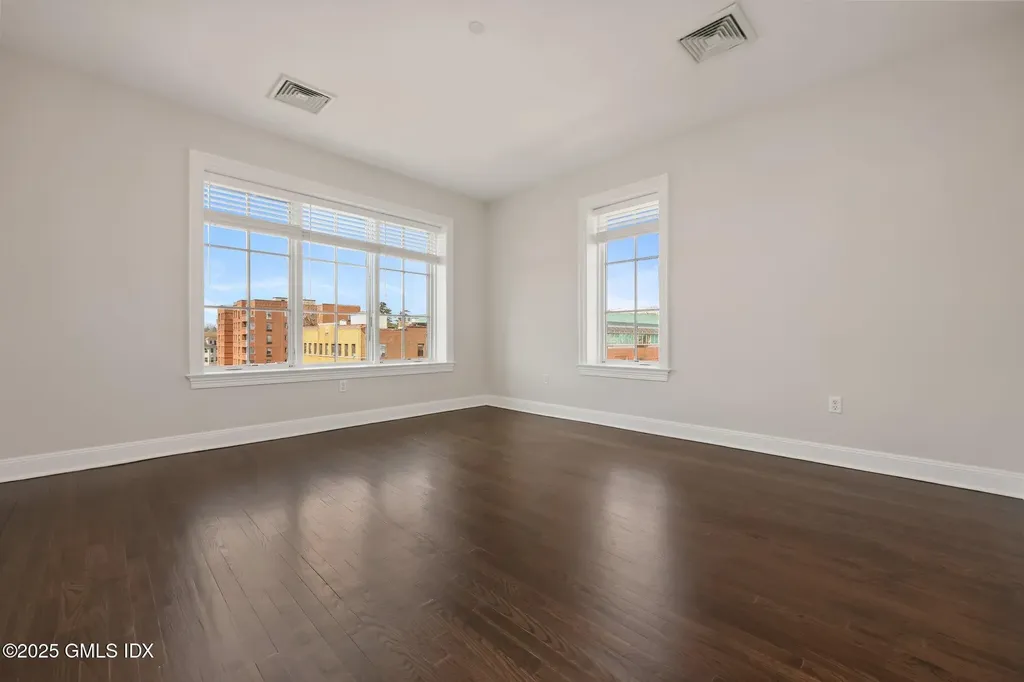 2 E Elm Street Greenwich CT 06830