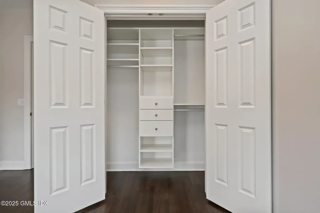 2 E Elm Street Greenwich CT 06830