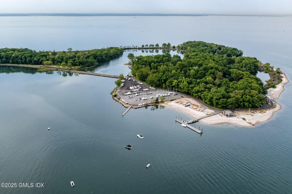 2 E Elm Street Greenwich CT 06830