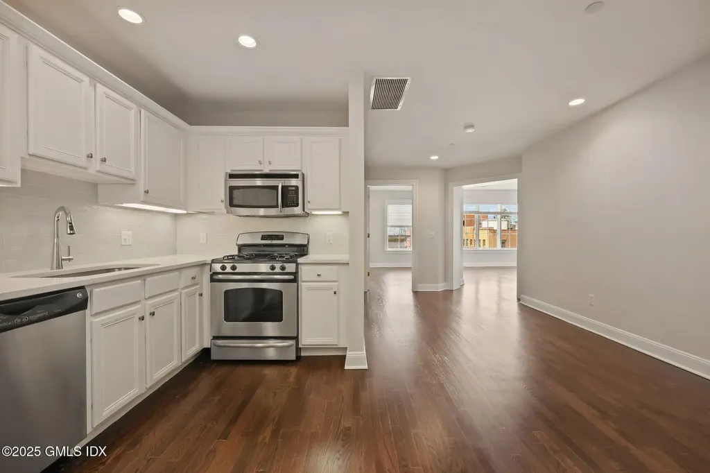 2 E Elm Street Greenwich CT 06830