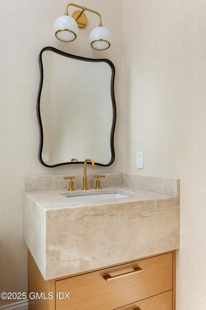 11 Winterset Road Greenwich CT 06830