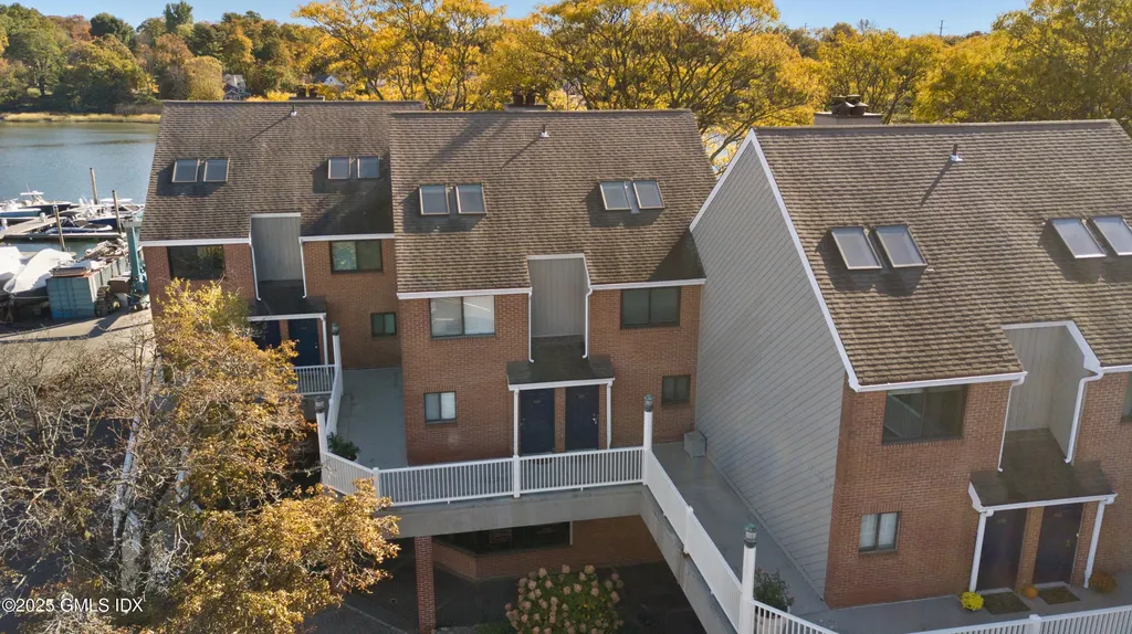 7 River Road Cos Cob CT 06807