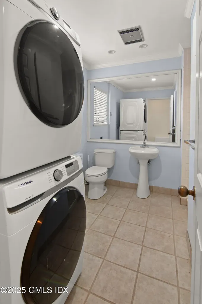 7 River Road Cos Cob CT 06807