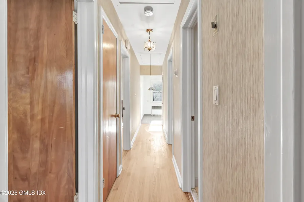 88 Valleywood Road Cos Cob CT 06807