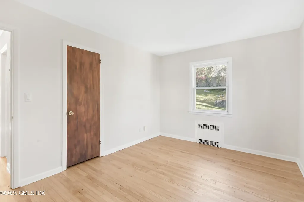 88 Valleywood Road Cos Cob CT 06807