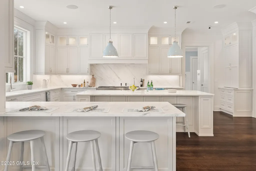 928 West Road New Canaan CT 06840