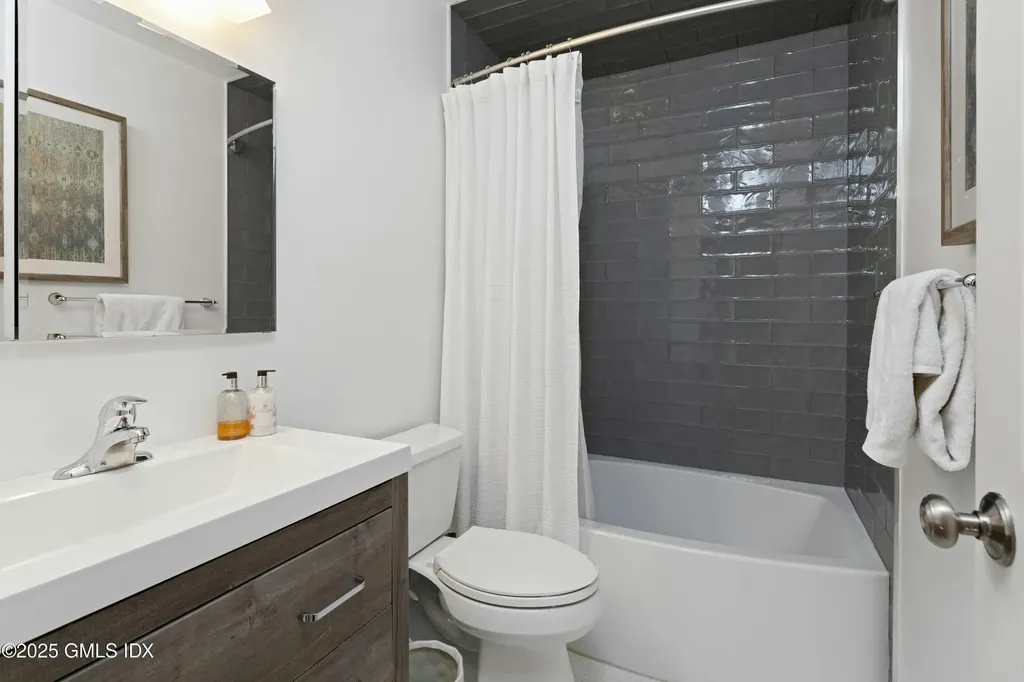 1020 North Street Greenwich CT 06831