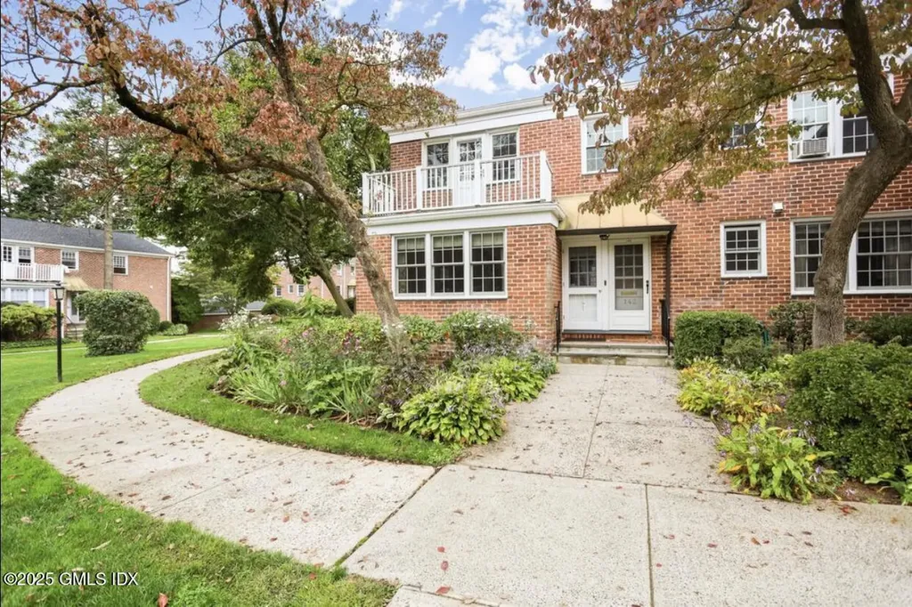 141 Putnam Park Greenwich CT 06830