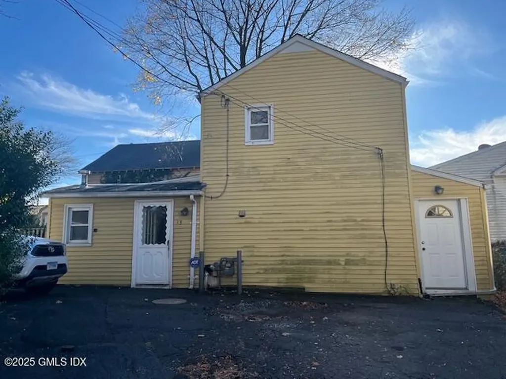 15 Henry Street Greenwich CT 06830